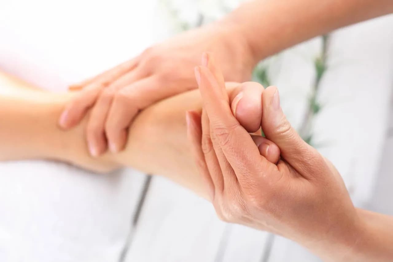 Rehabilitacja po haluksie: Kiedy wrócisz do sprawności? Pełny plan!